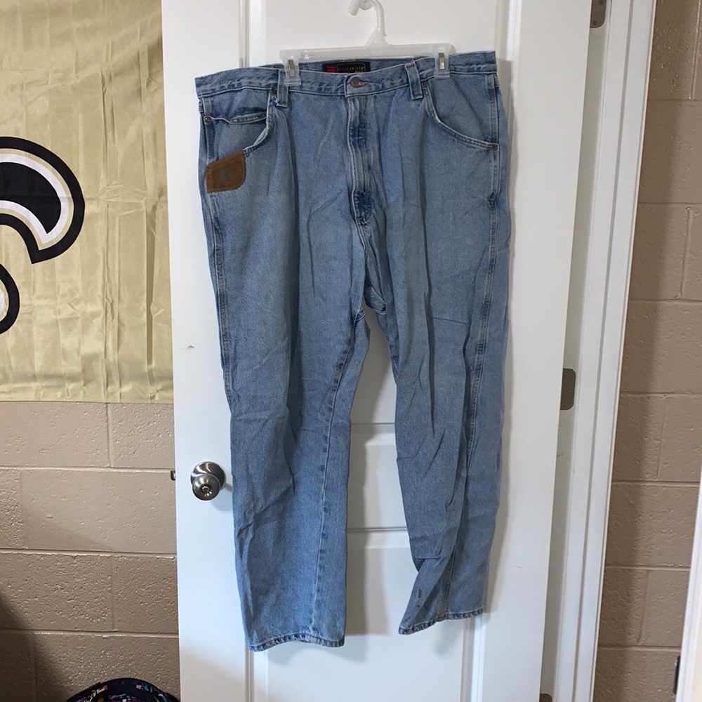 Men’s jeans.